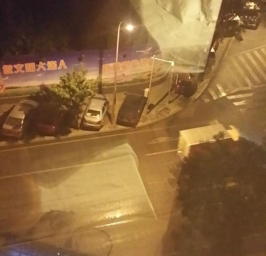 宜必思大连中山广场酒店主图