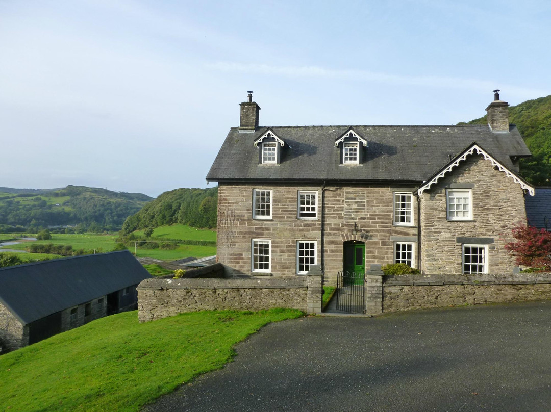 Dolgelynen Farmhouse Bed & Breakfast