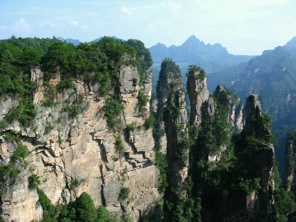 张家界天门山景点图片