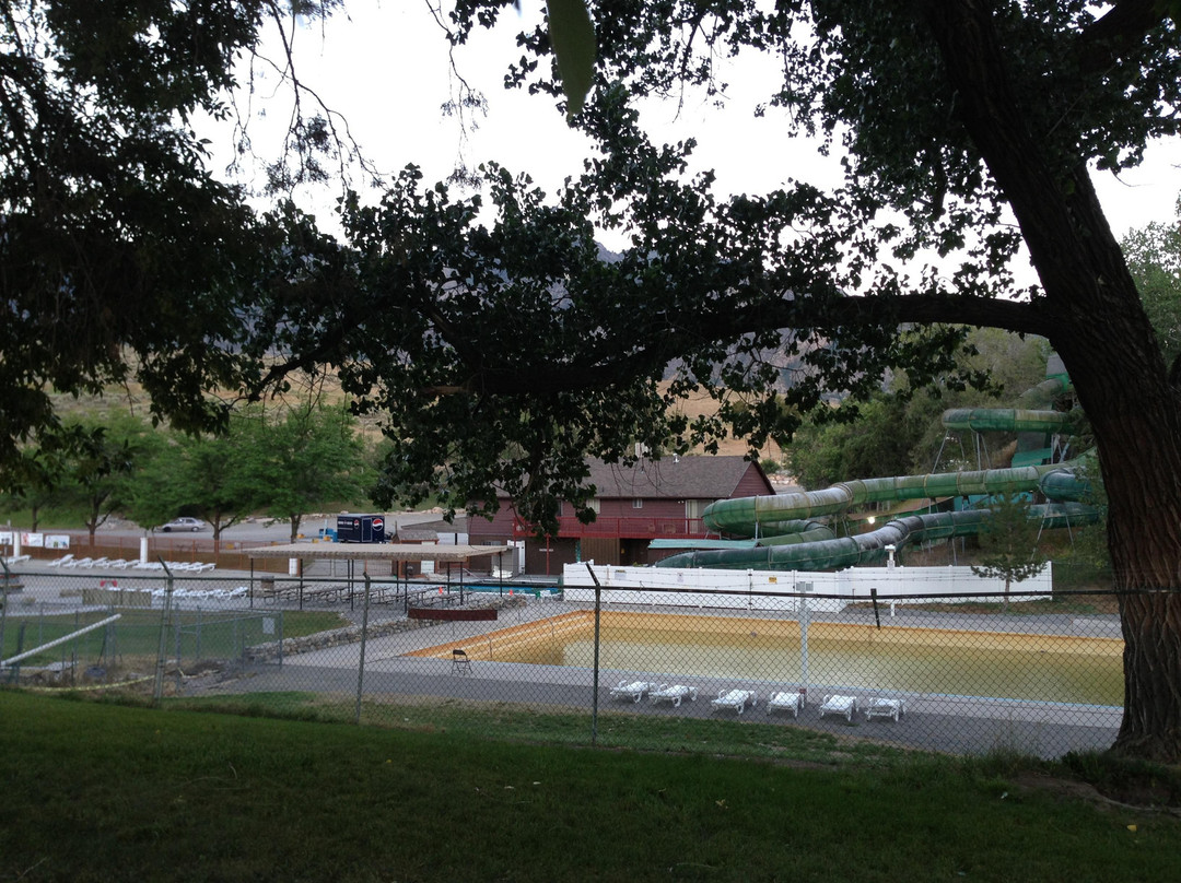 Crystal Hot Springs景点图片