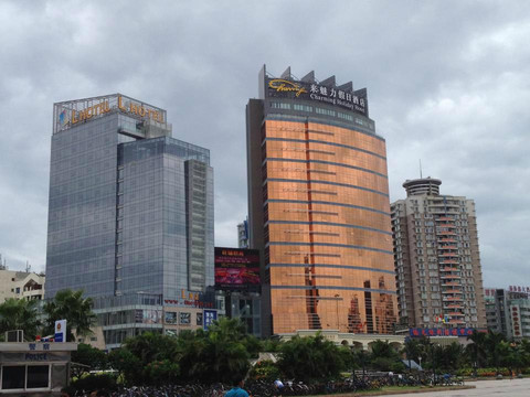 来魅力假日酒店主图