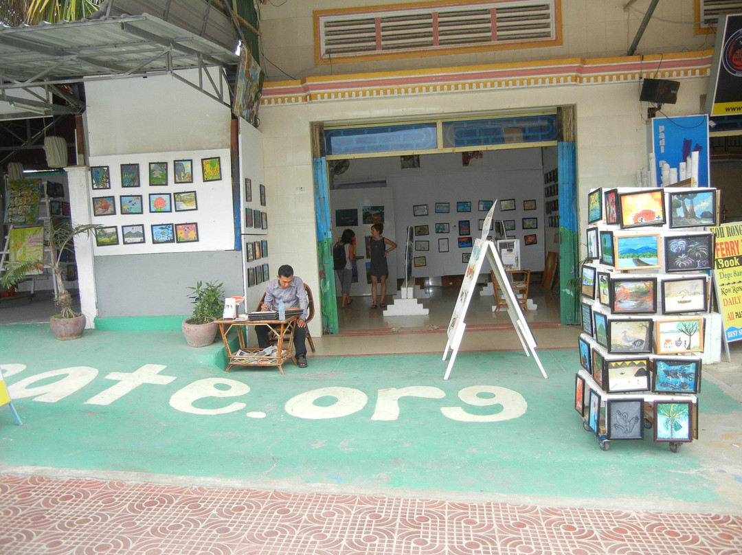 Cambodian Children's Painting Projects Gallery景点图片