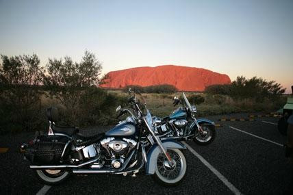 Uluru Motorcycle Tours-乌鲁鲁-卡塔丘塔国家公园必去景点