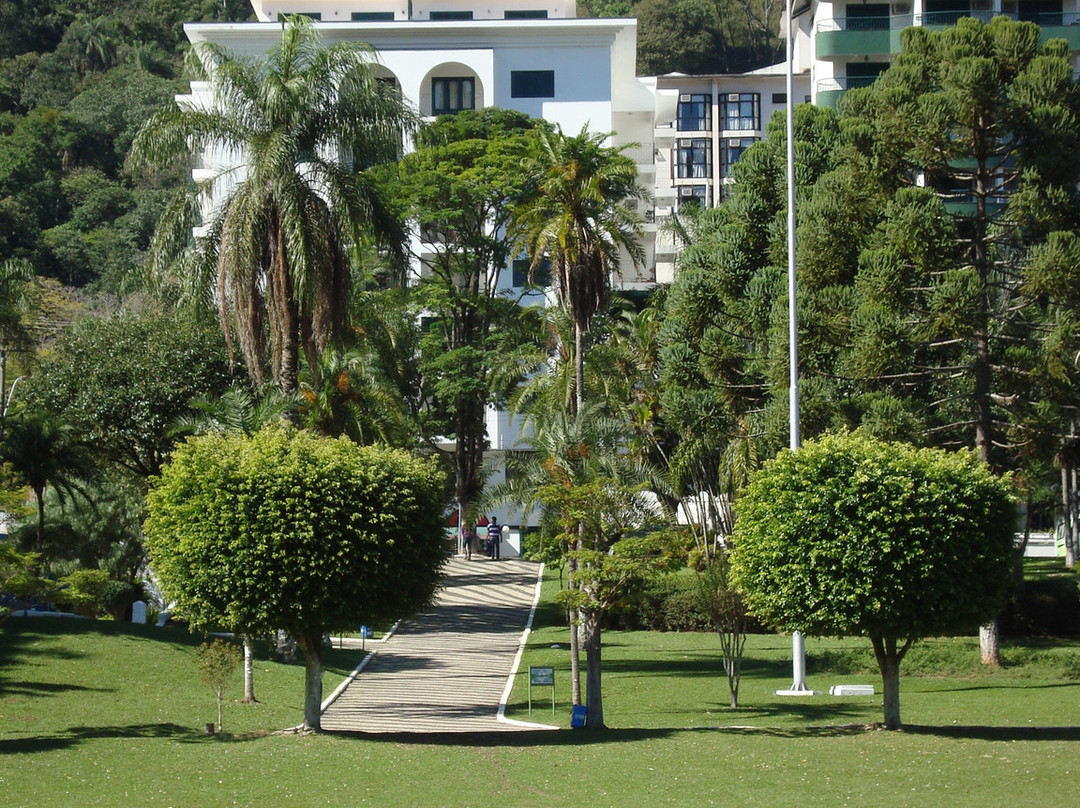 Praca Adhemar de Barros-阿瓜斯迪林多亚必去景点