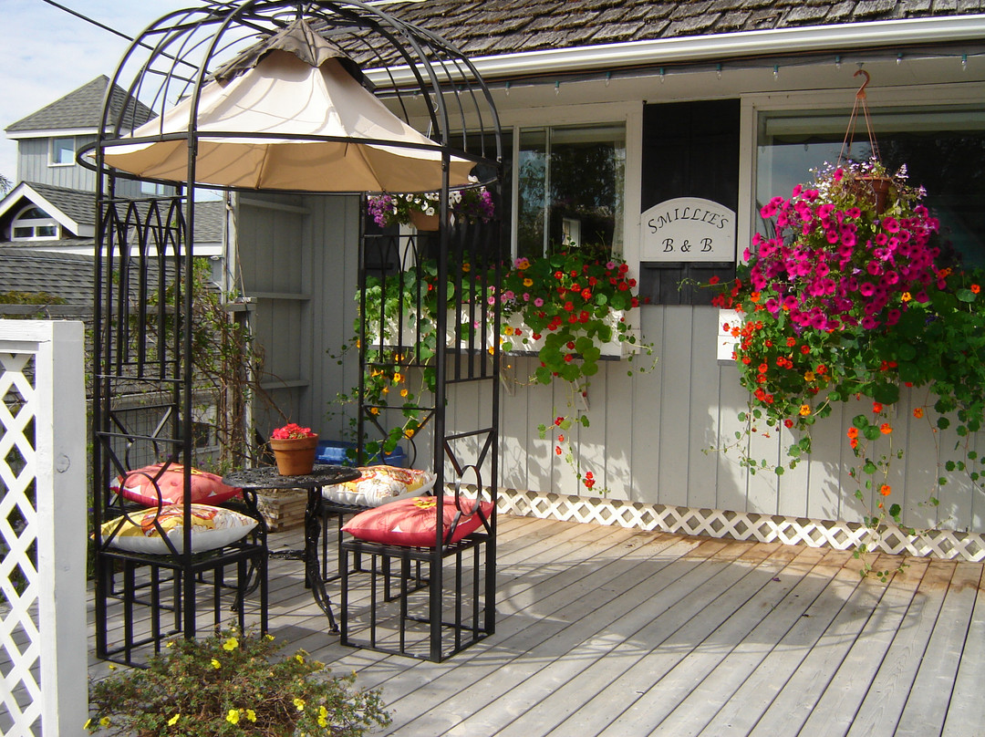 Graham Island酒店住宿-Smillie's Bed & Breakfast