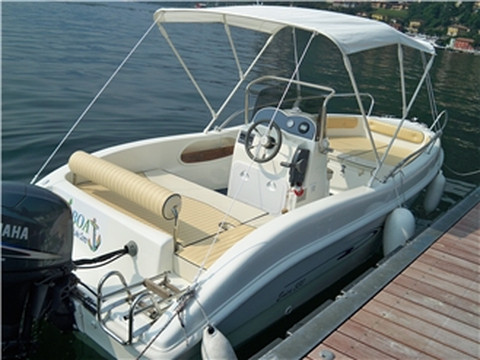 AC Boat