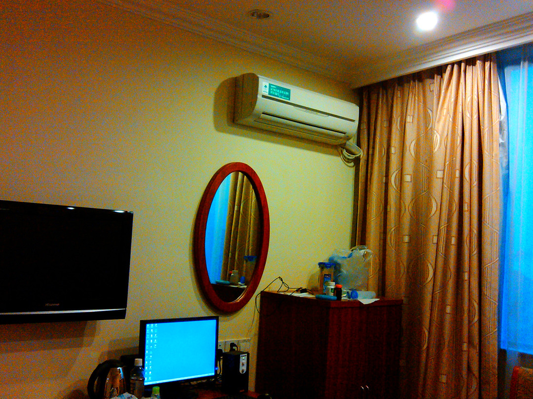 格林豪泰南通如东文峰财富广场商务酒店主图