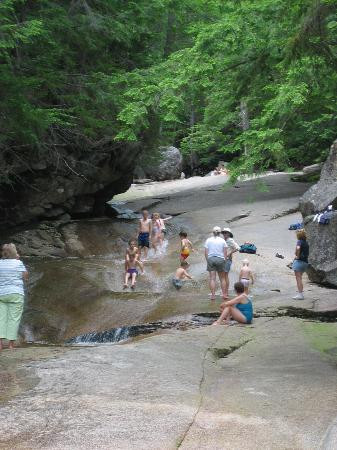 The Basin at Franconia Notch State Park景点图片