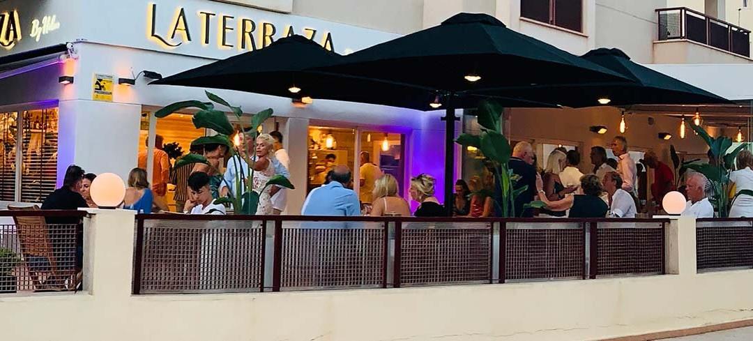 La Terraza by Helen