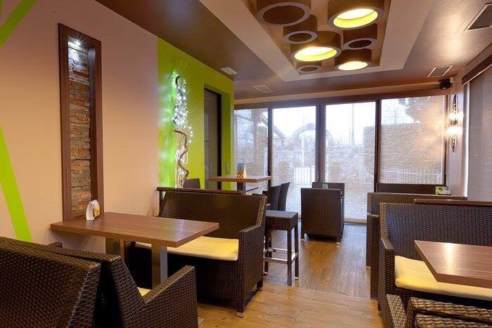 Lavrica餐馆和美食-ZAJČEK BAR