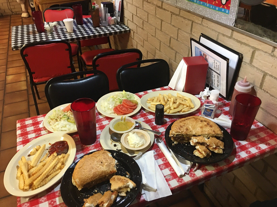 Avinger餐馆和美食-Arnolds Family Restaurant