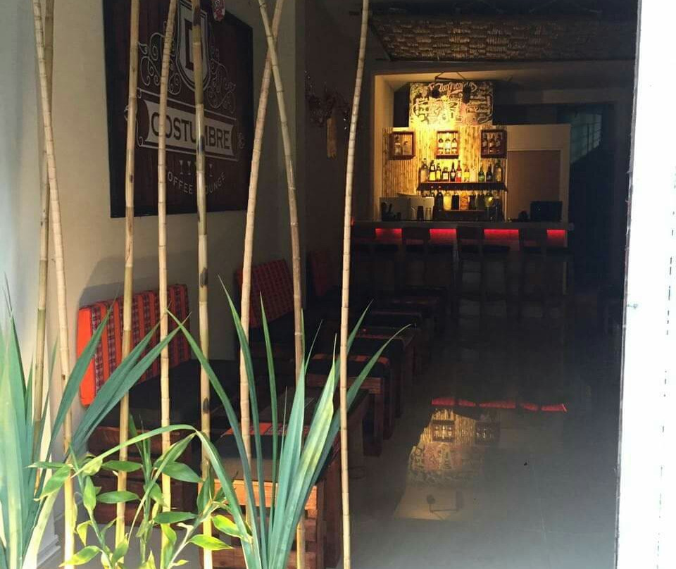 El Carmen餐馆和美食-D Costumbre