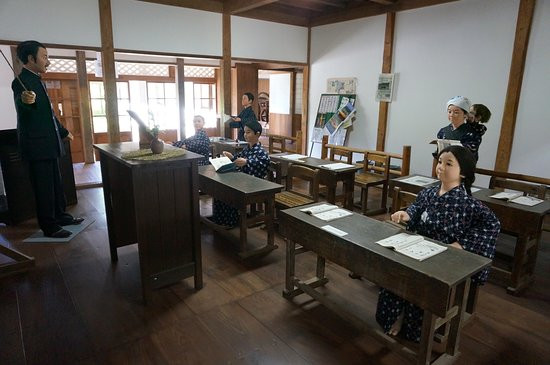 Jubun Iwashina Gakko景点图片