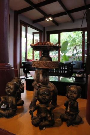 Tarn Tara Spa-查龙必去景点