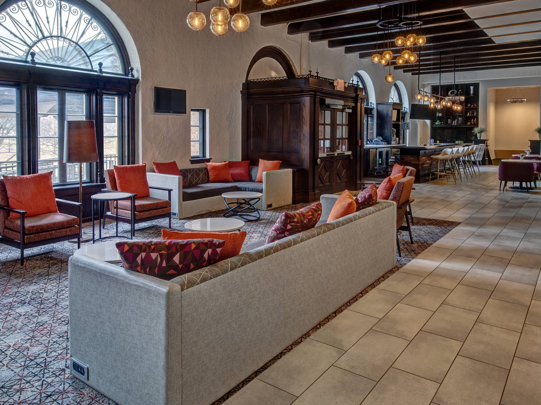 Mission Woods酒店住宿-Courtyard Kansas City Country Club Plaza