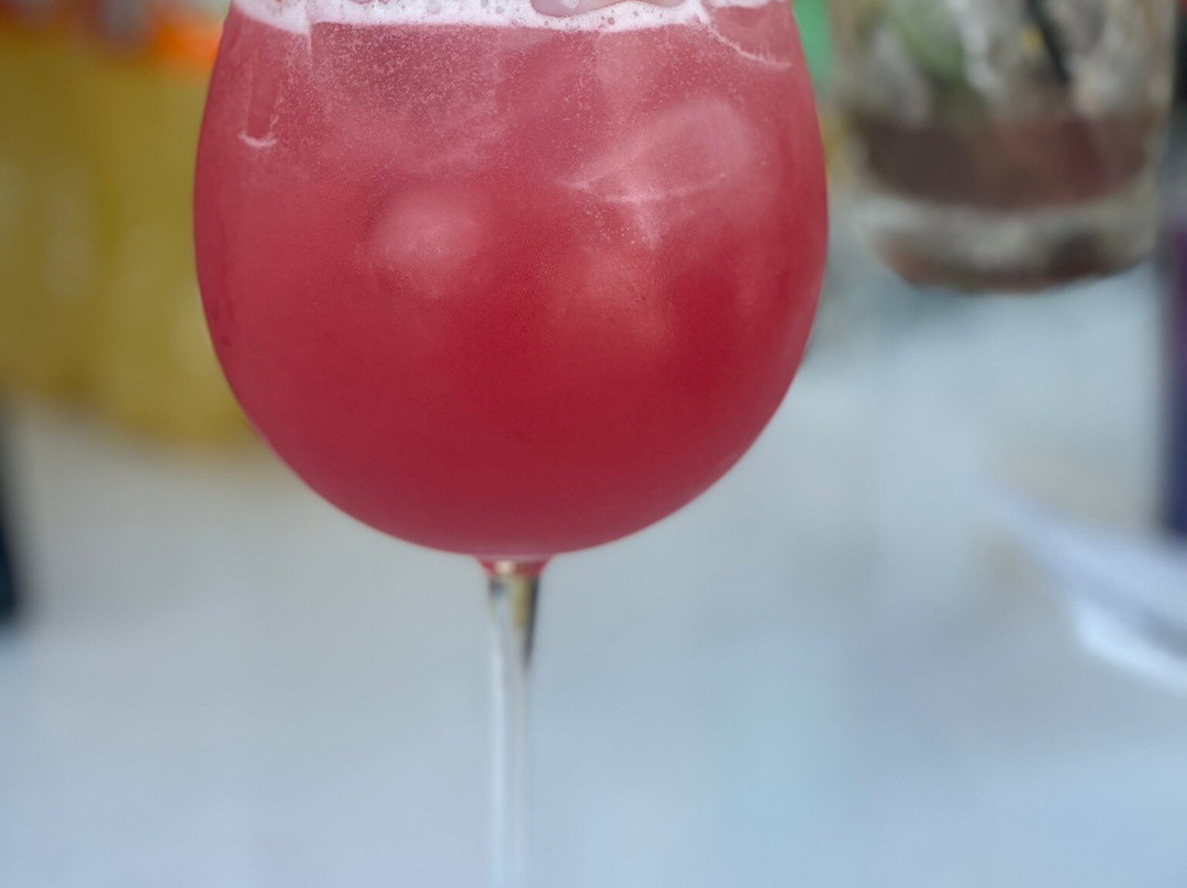 Roulla Studios主图