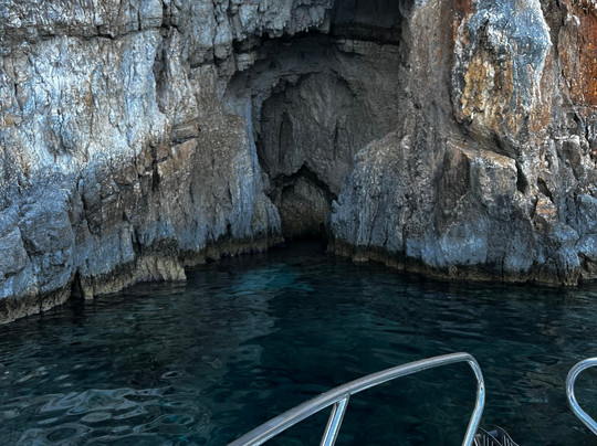 Meraki Speedboats-提斯里菲必去景点