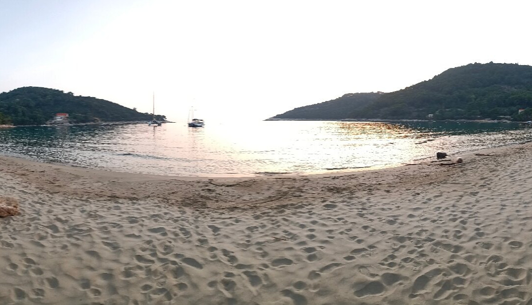 Saplunara Beach景点图片
