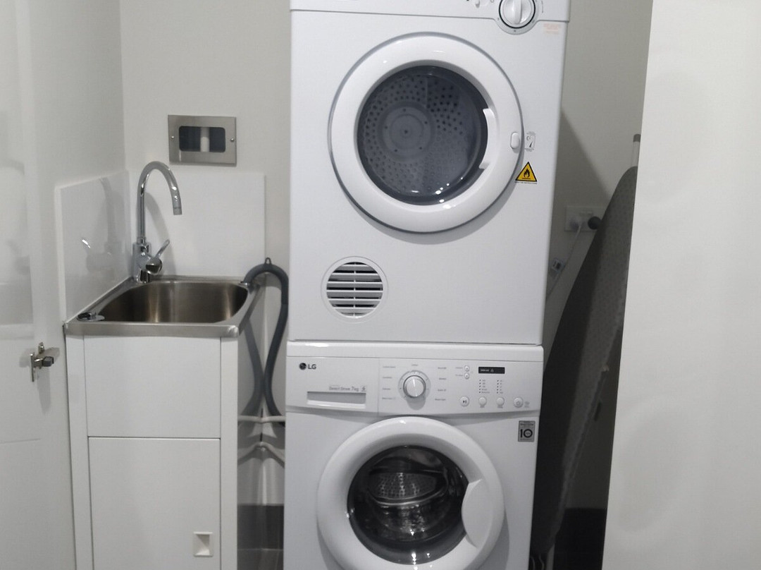 Knightsbridge Canberra主图