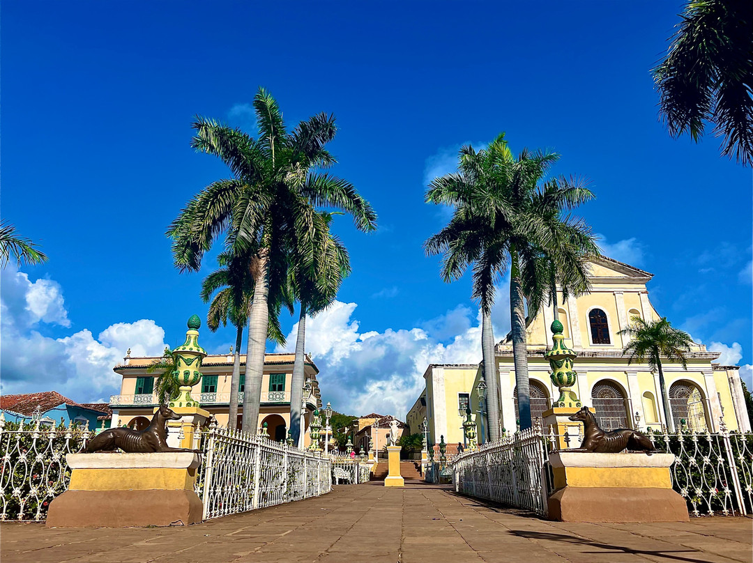 Amigos Del Mundo主图