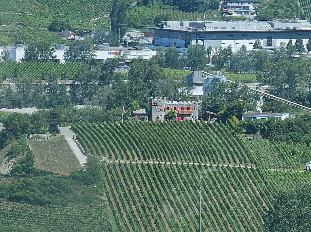 Colline de Daval主图