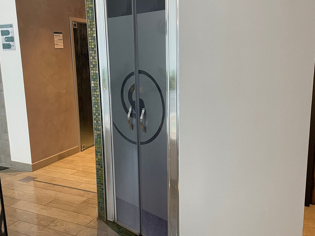 Spa by Omnisens-莱萨布勒多洛讷必去景点