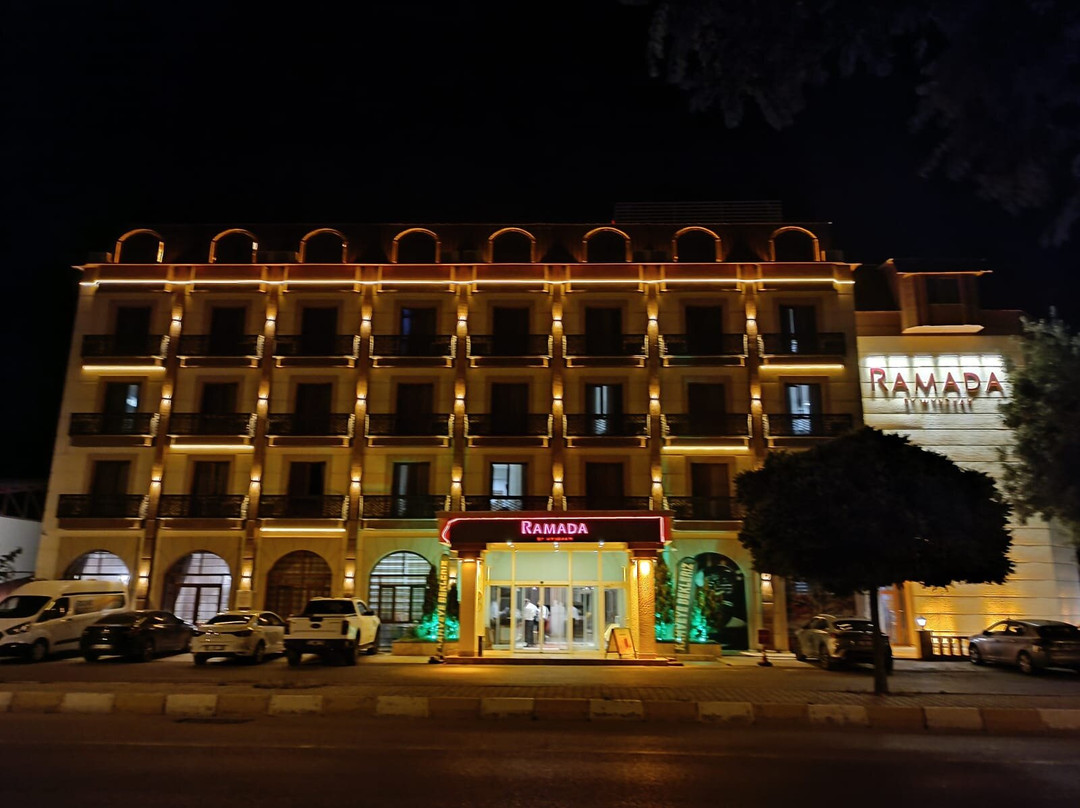 Ramada by Wyndham Van主图