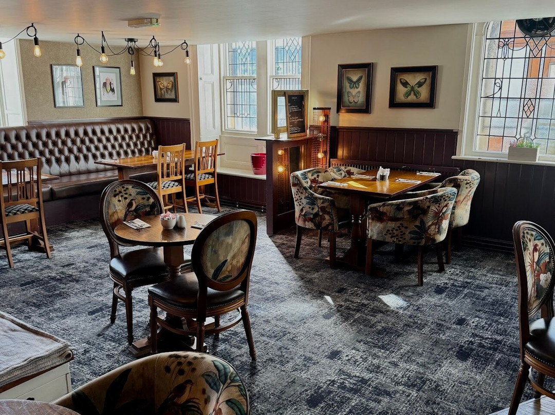 The Queens Head主图