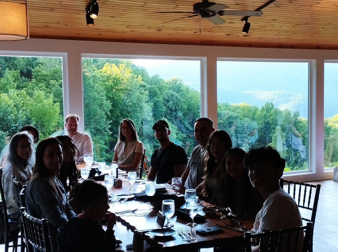 House Mountain Inn主图