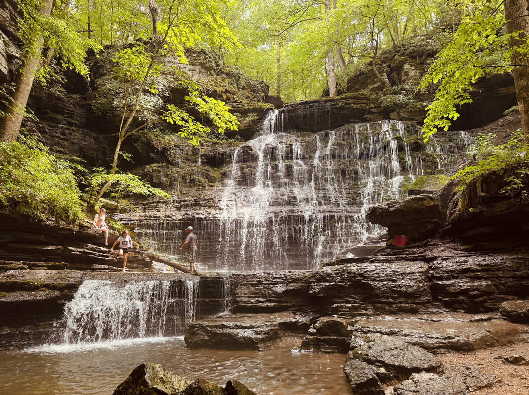 Machine Falls Loop Trail景点图片