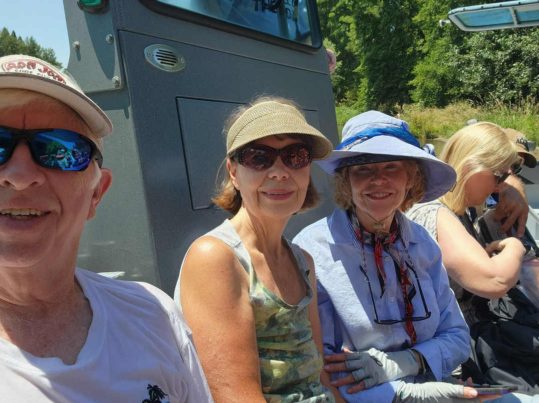 Rogue Jet Boat Adventures-Central Point必去景点