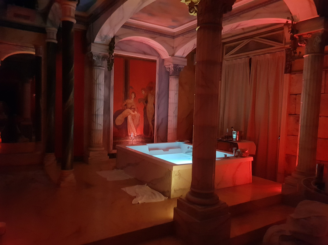 卡洛赛罗酒店主图