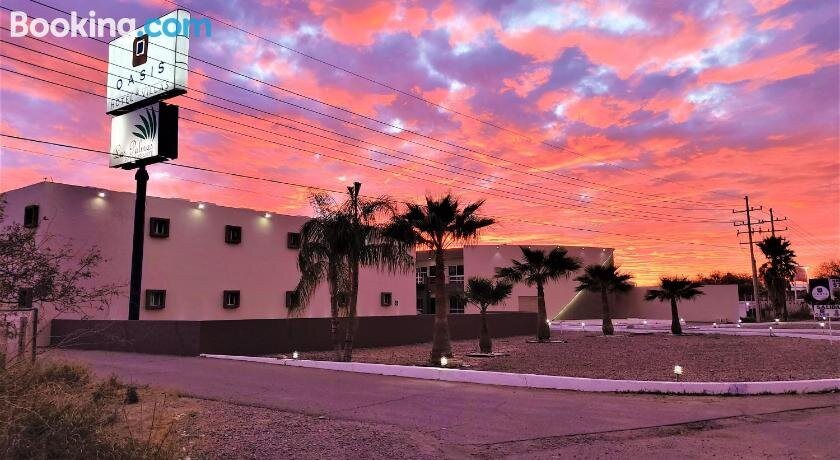 Oasis Hotel & Villas主图