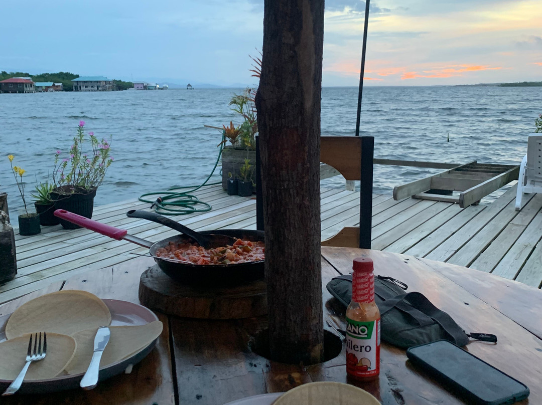 BarrBra BnB Over The Sea主图