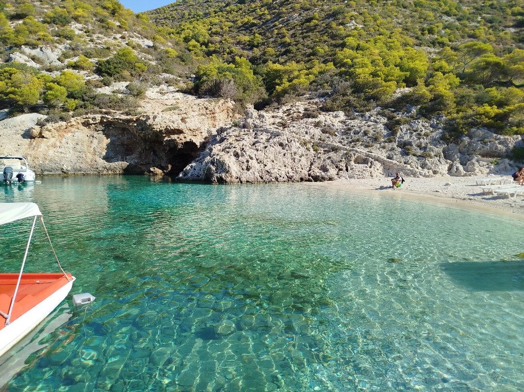 Porto Vromi Beach景点图片