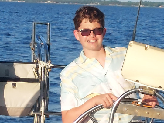 Back Bay Sailing Adventures-橙色海湾必去景点