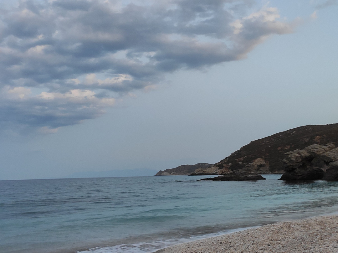 Kalamos Beach景点图片