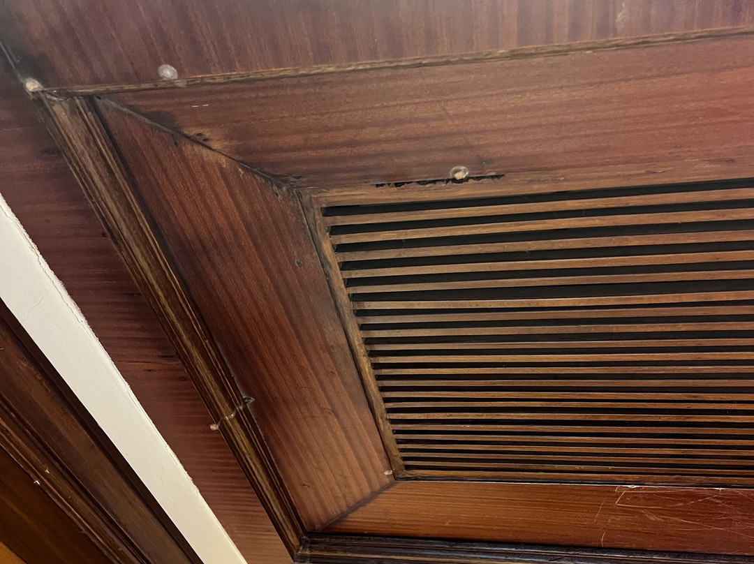 皇家兰花卢克诺中央酒店主图