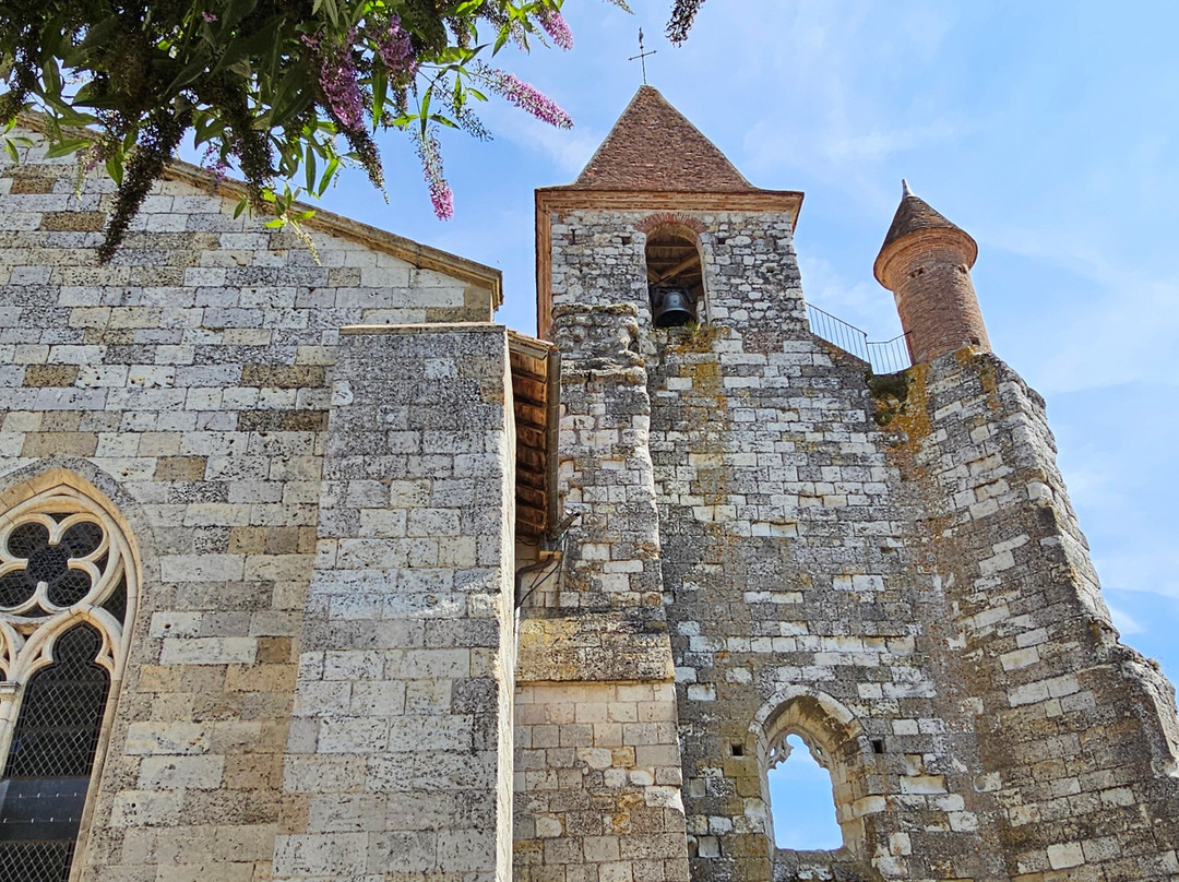 Eglise Saint-pierre-Auvillar必去景点