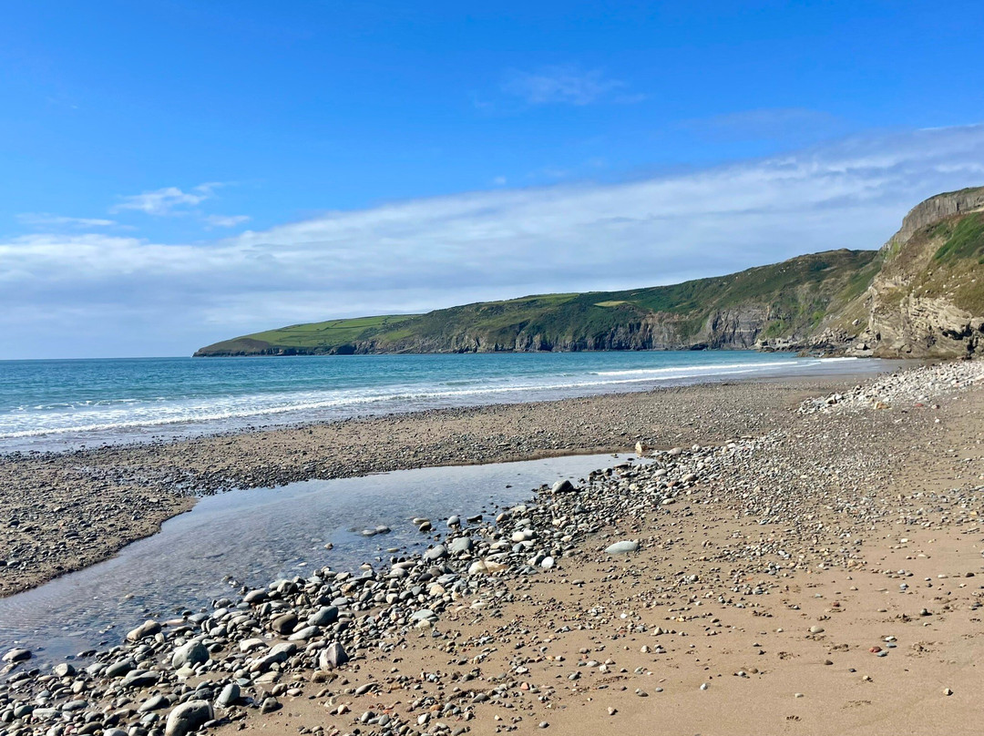 Porth Ceiriad Beach景点图片