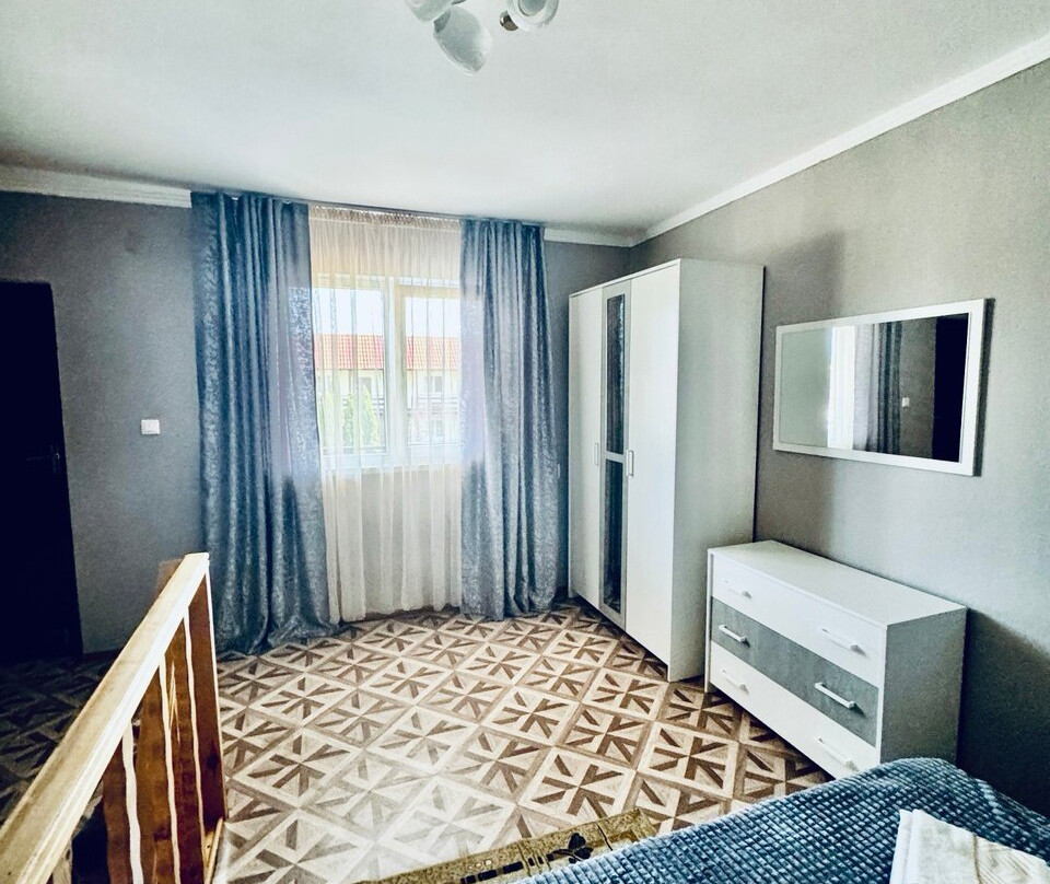 Abkhazskii Dvorik主图