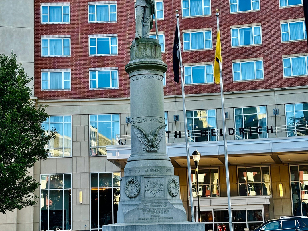 Monument Square Park-新布朗斯维克必去景点
