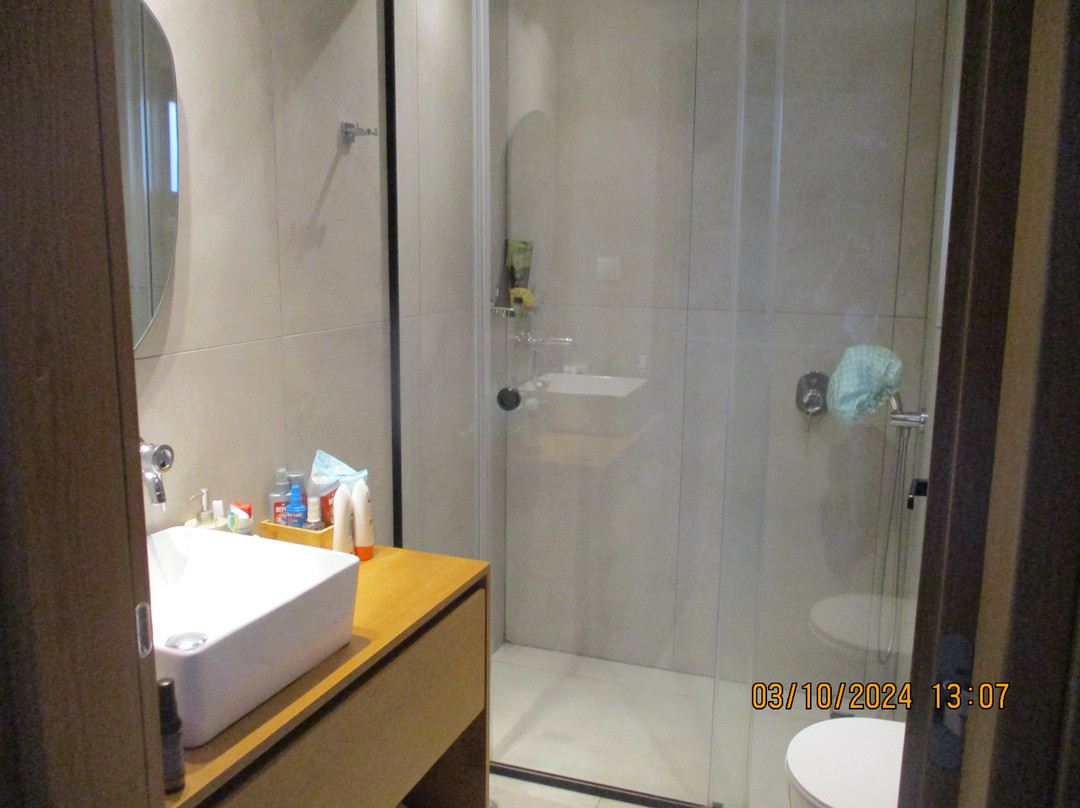 Paradise Apartments主图