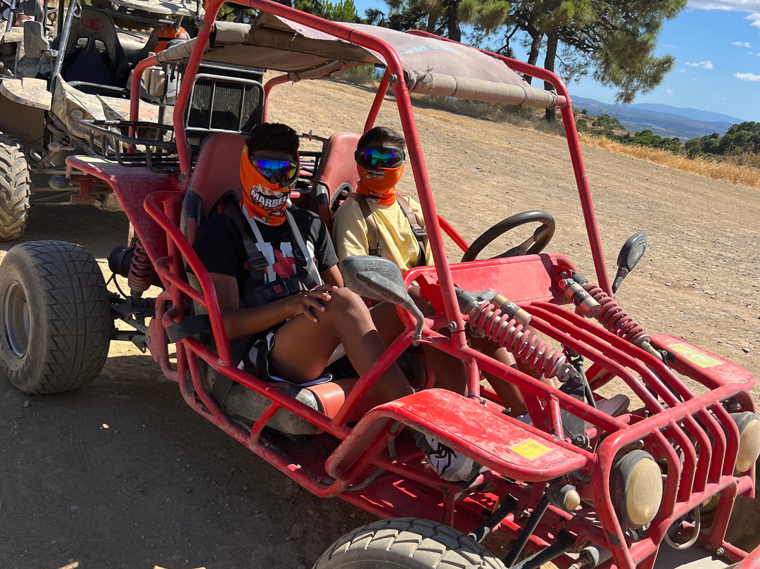 Mijas Buggys-Las Lagunas de Mijas必去景点