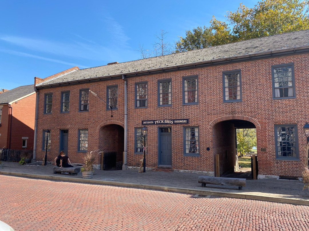 St. Charles Historic District-圣查尔斯必去景点