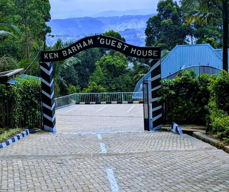 Ear Ken Barham Guesthouse