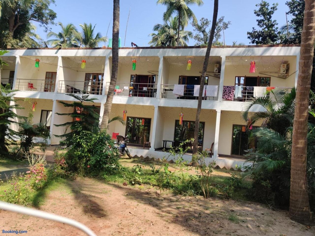 Sidhivinayak Resort Devbag Sangam Beach
