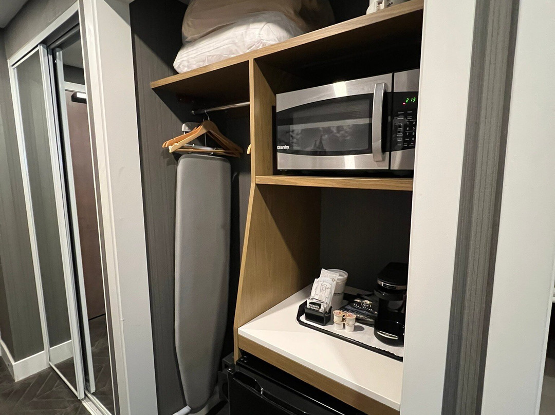 Sandman Signature Ottawa Airport Hotel主图