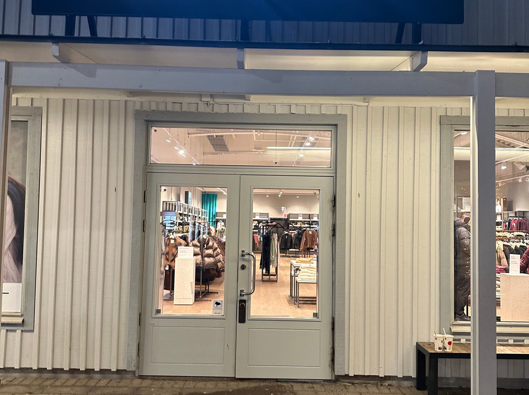 Stockholm Quality Outlet-耶尔费拉必去景点