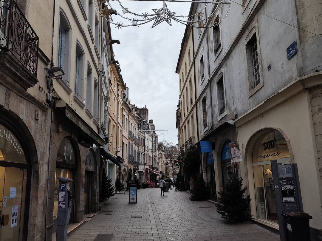 Quai des Messageries景点图片